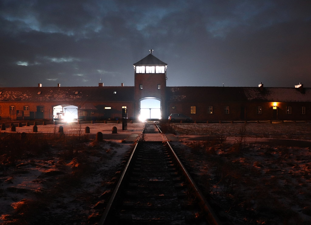 KZ Auschwitz-Birkenau Haupttor